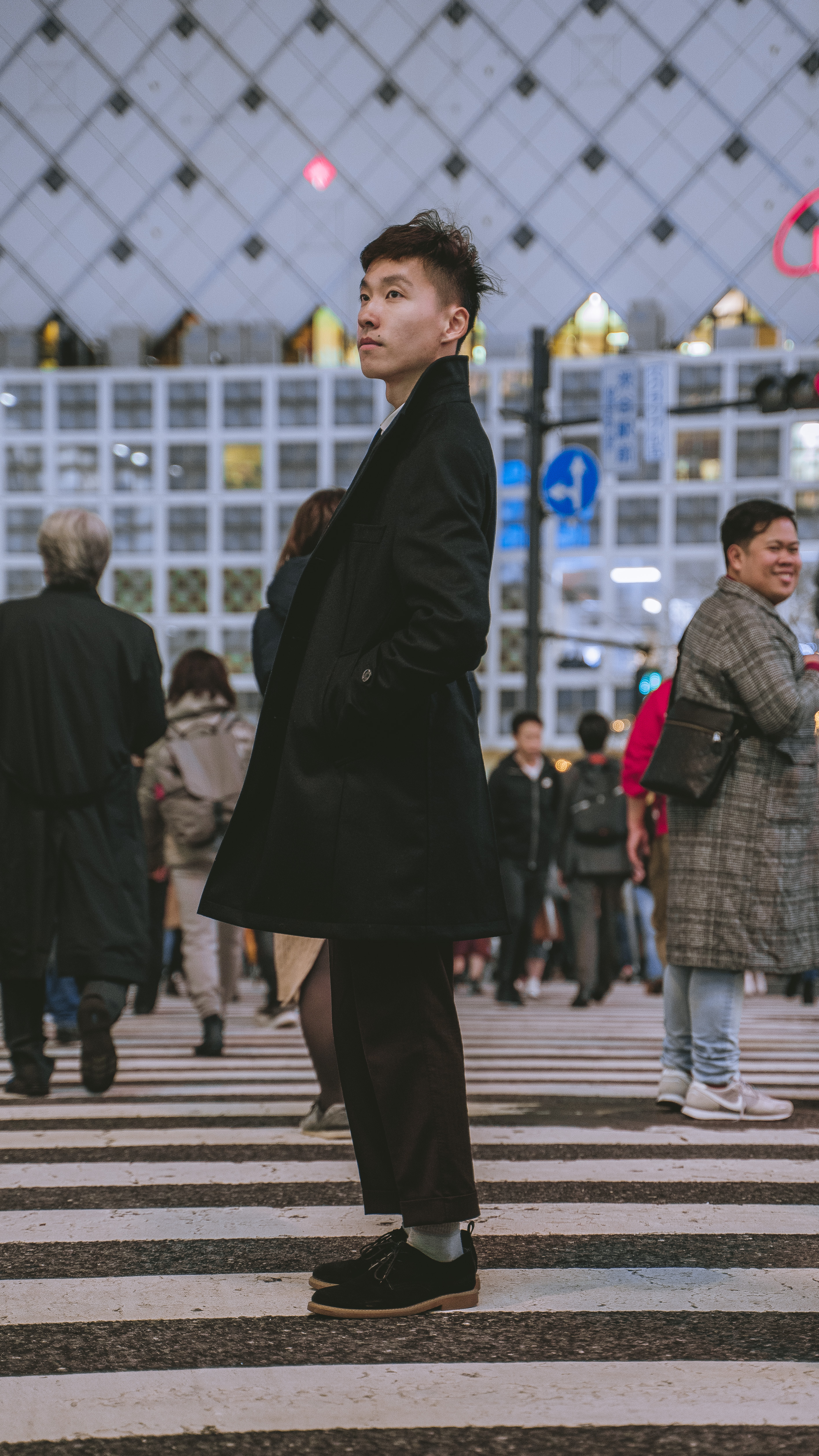 身穿日本青山洋服 打卡同名日剧名场面