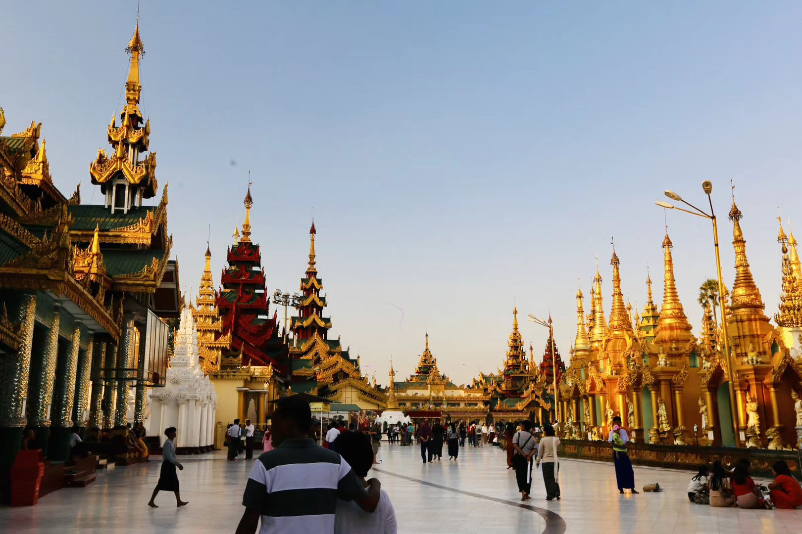 【緬甸仰光景點】 瑞光大金塔(ShweDagonPagoda) 東南亞三大古跡之一 - Travelliker 愛遊人