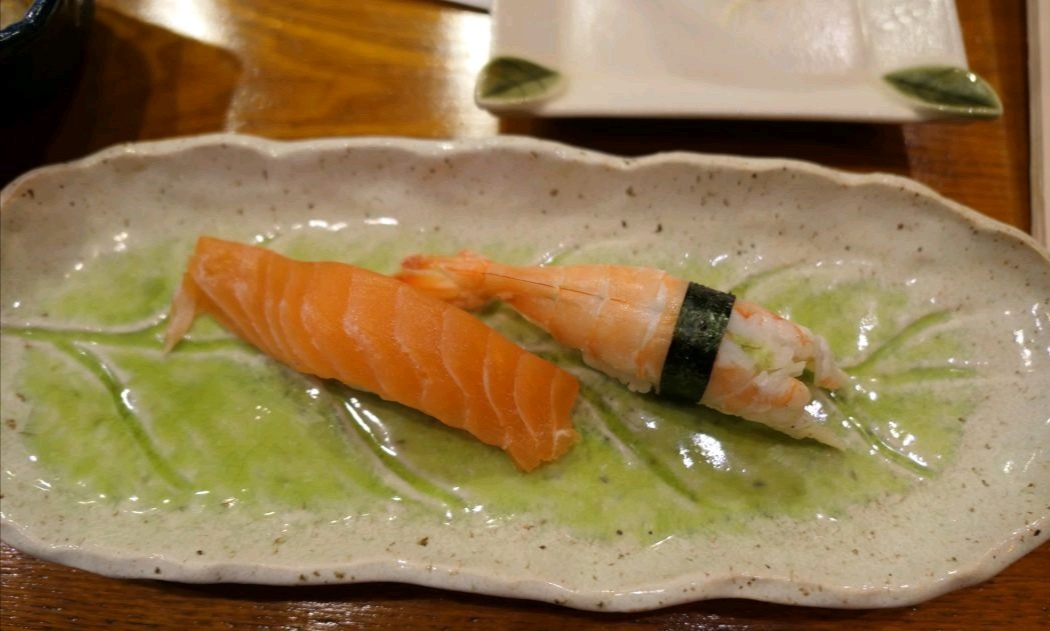 2023日本料理 寺田美食餐厅,不错的小酒馆,要了几个寿司.