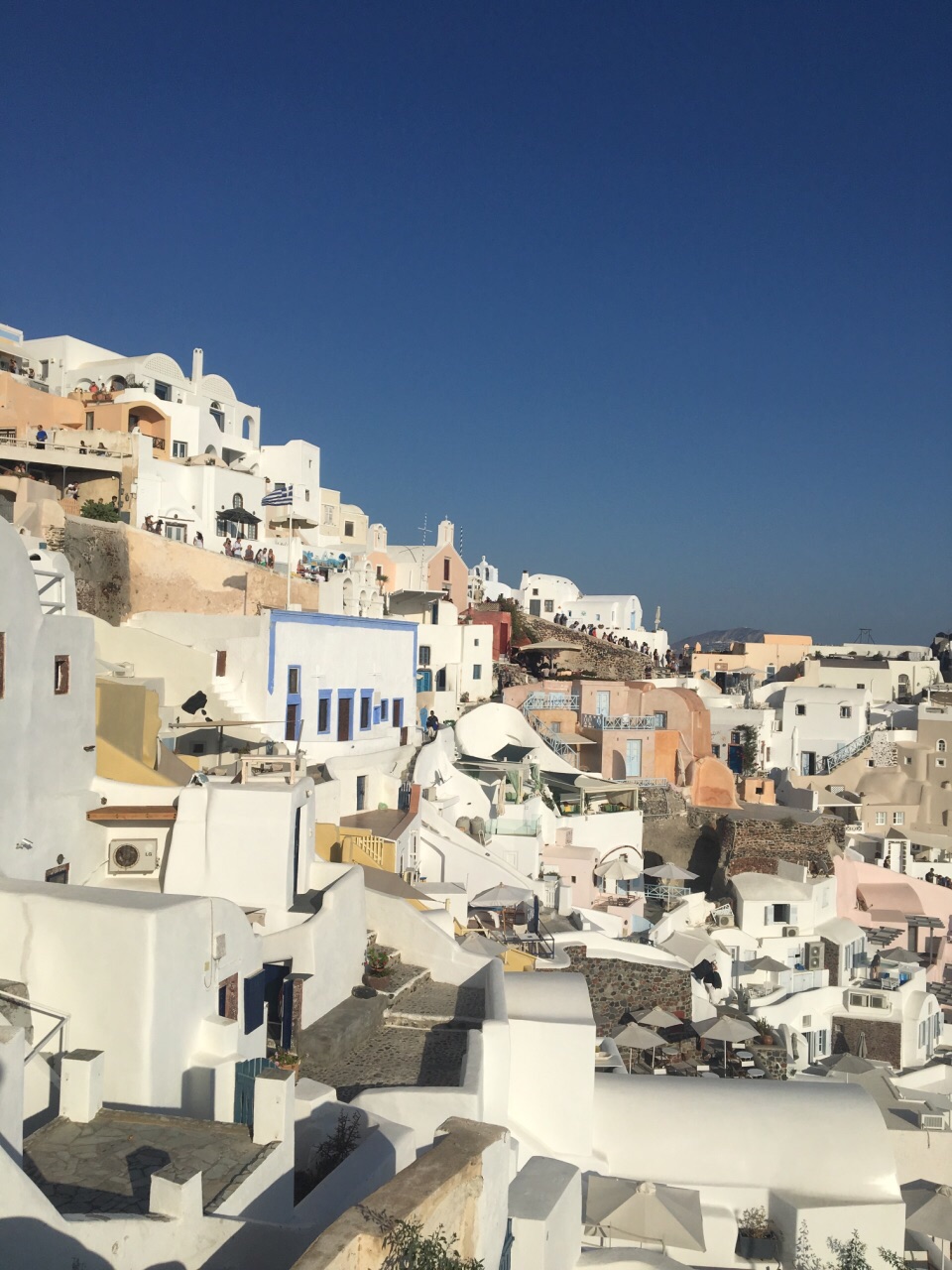 伊莫洛维里小镇