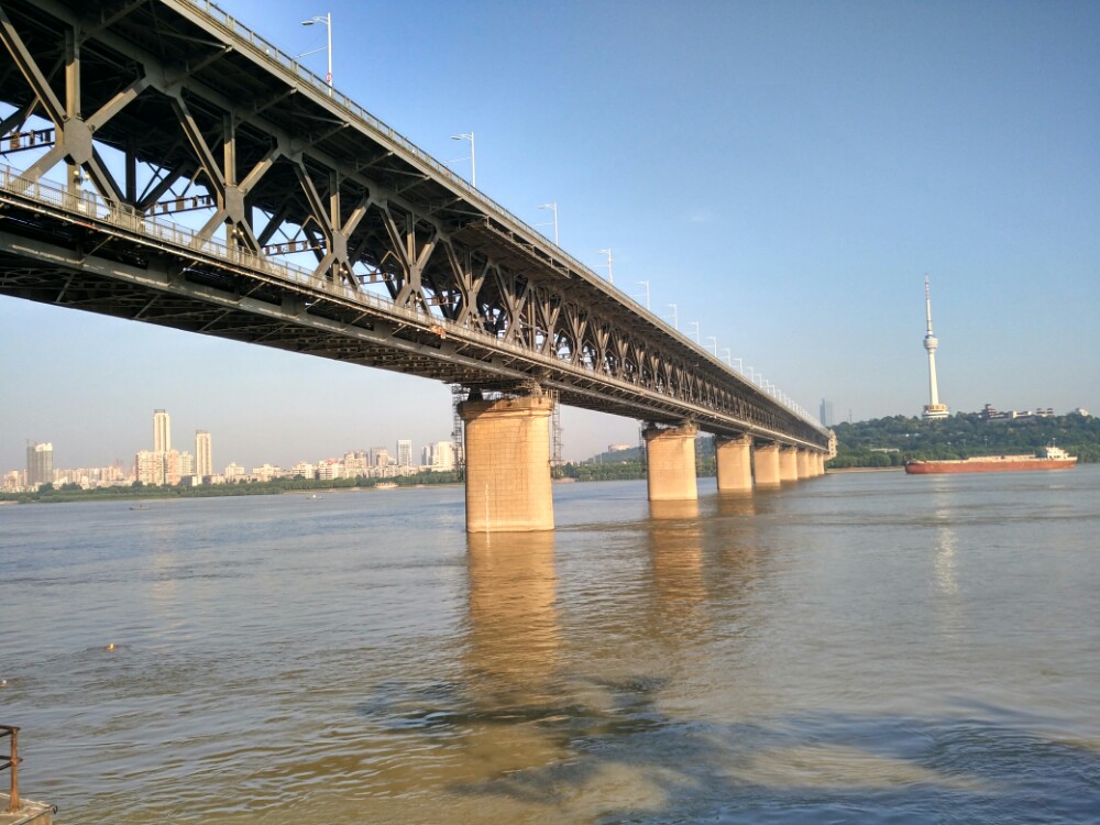 武漢長江大橋