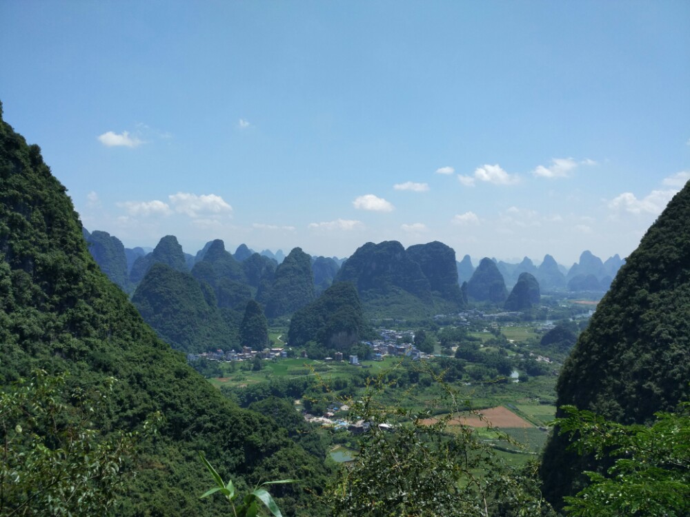 【攜程攻略】廣西桂林陽朔月亮山好玩嗎,廣西月亮山景點怎麼樣_點評