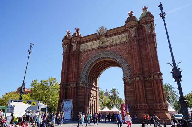 巴塞罗那三日游,看这座被热情点燃的城市!
