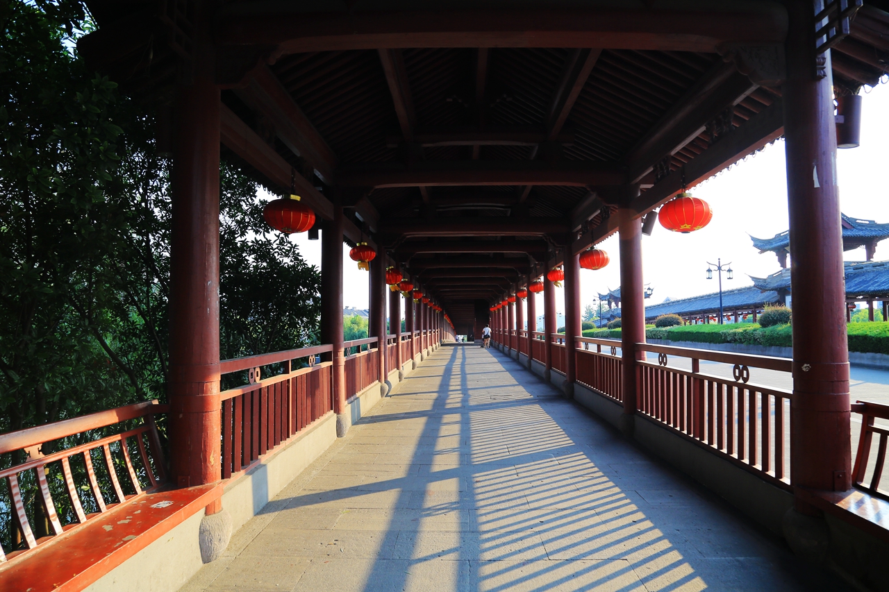 風則江廊橋