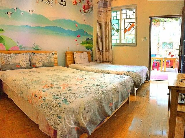 古道旁溪水边,让灵魂在云水情主题音乐客栈里