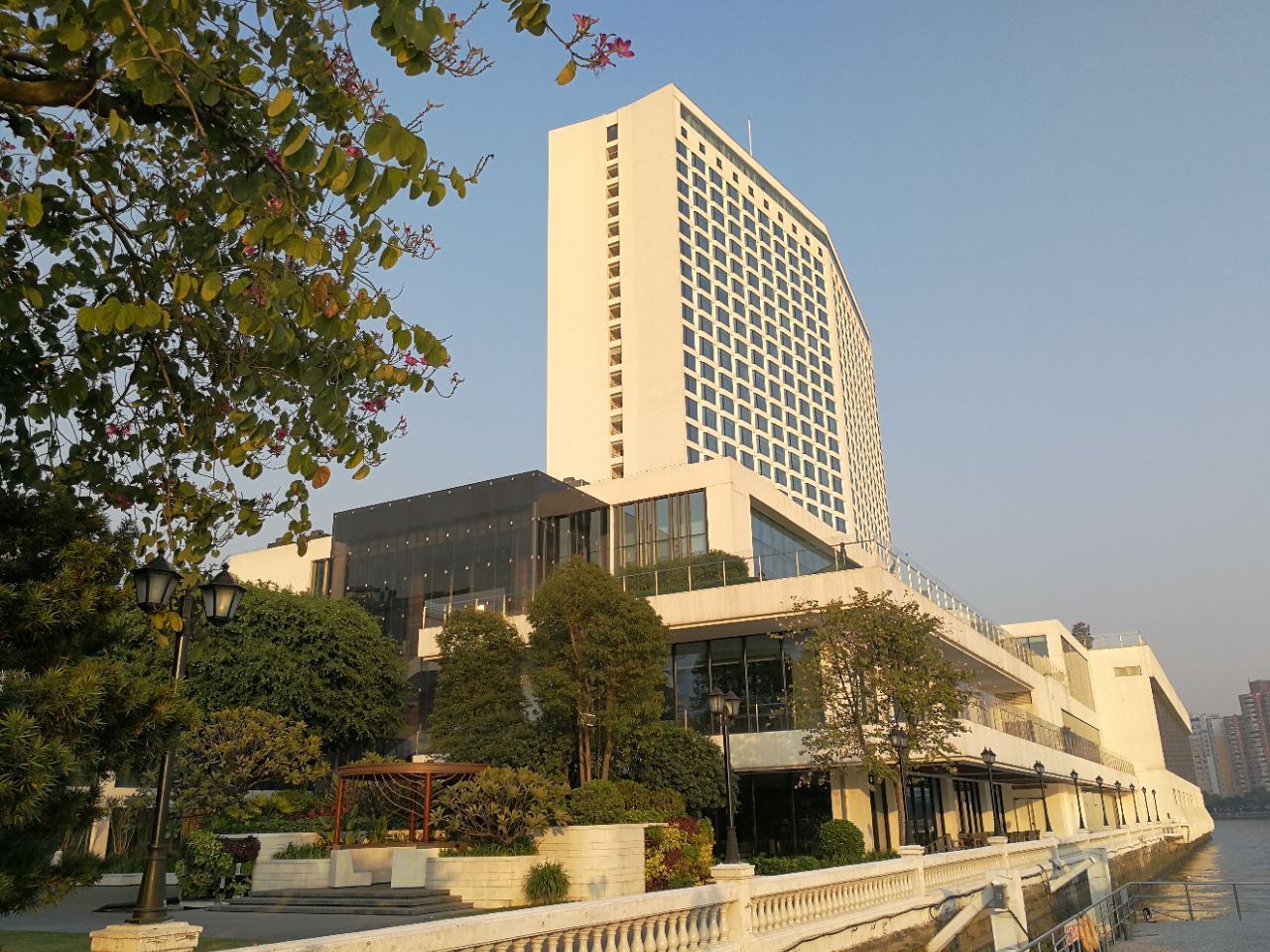 广州白天鹅宾馆 - 企业案例详情