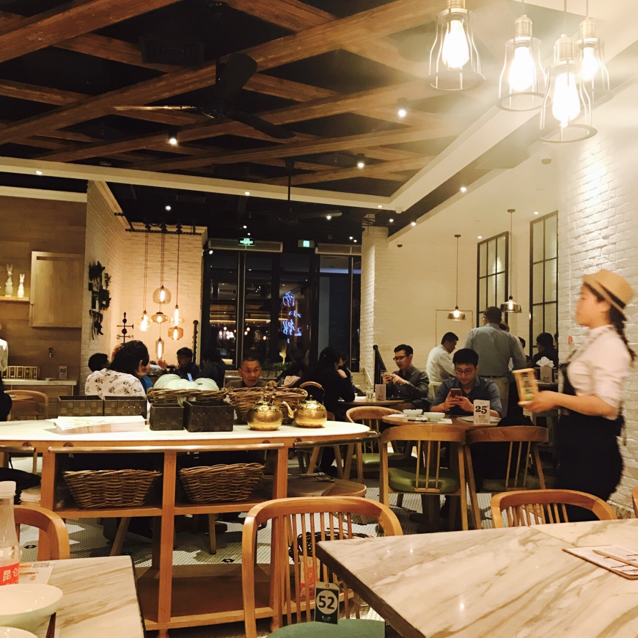 上海南小馆(虹桥天地店)好吃吗,南小馆(虹桥天地店)味道怎么样,环境