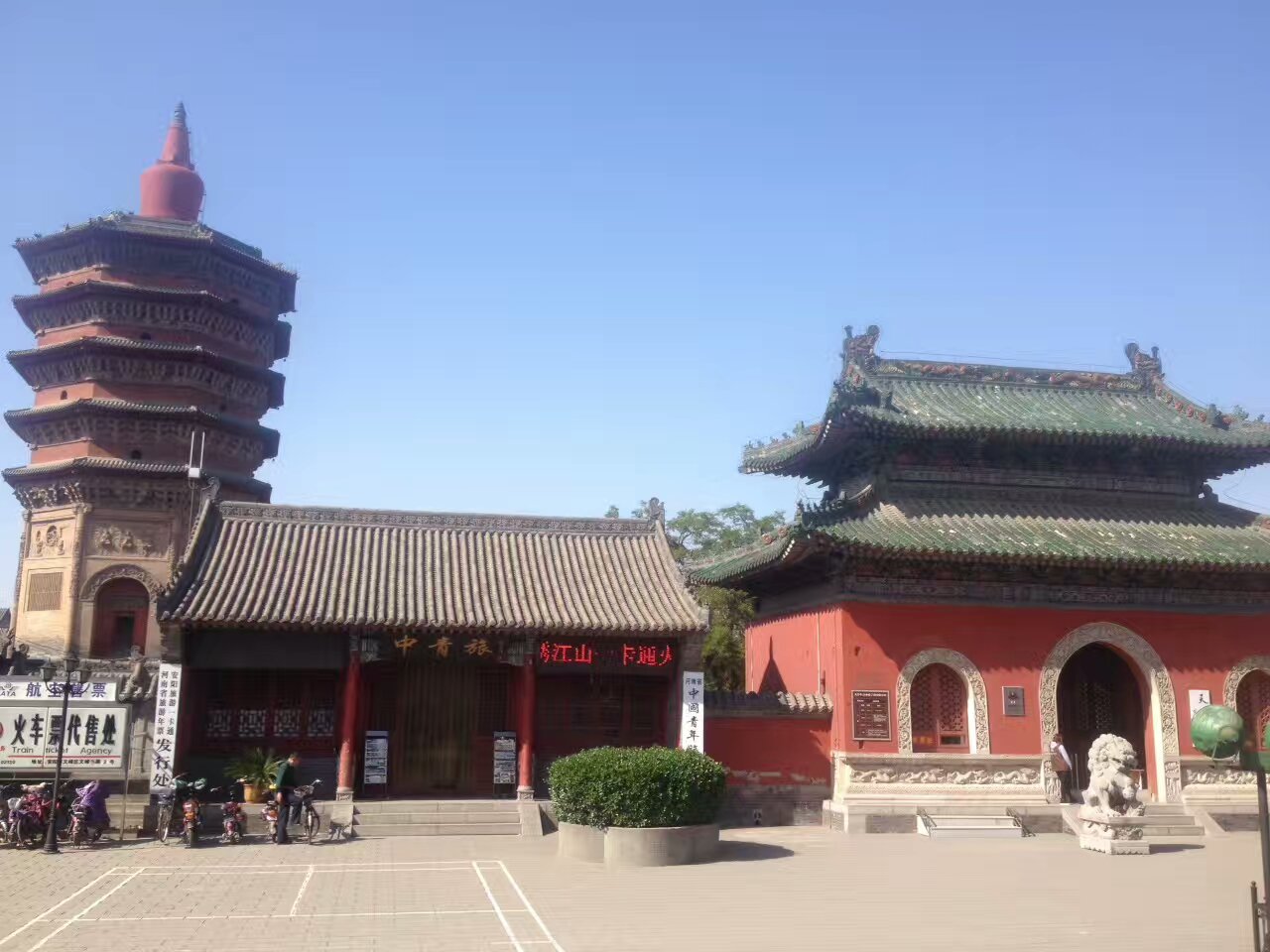 可以說是安陽的地標文峰塔,天寧寺不是很大,門票30元宵