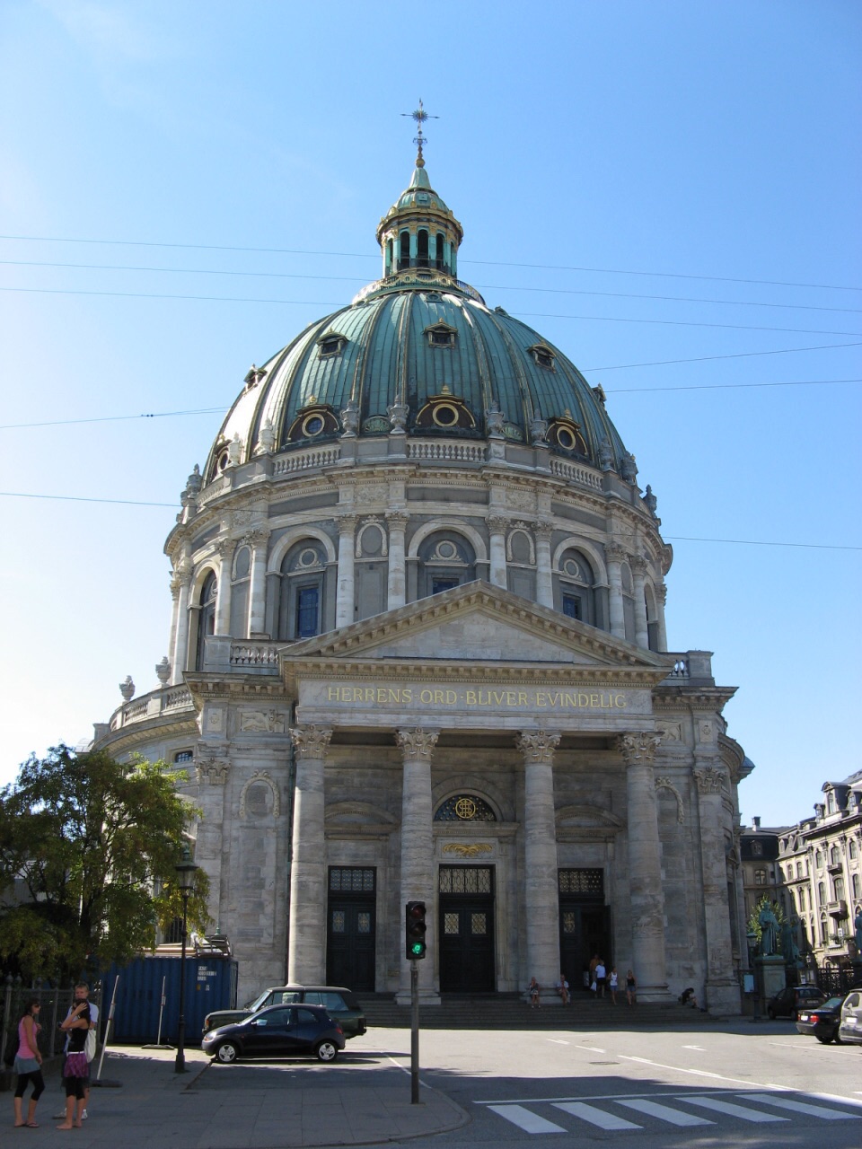 【携程攻略】哥本哈根皇宫广场景点,丹麦哥本哈根皇宫广场建于17世纪