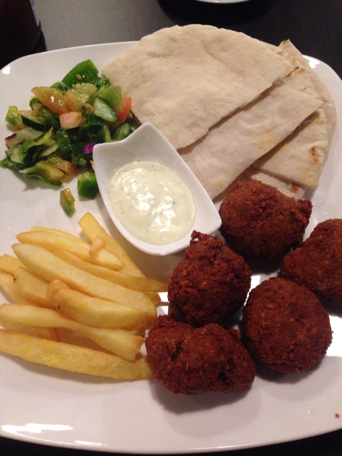 2021turkish cafe istanbul美食餐廳,falafel not too bad. just l.