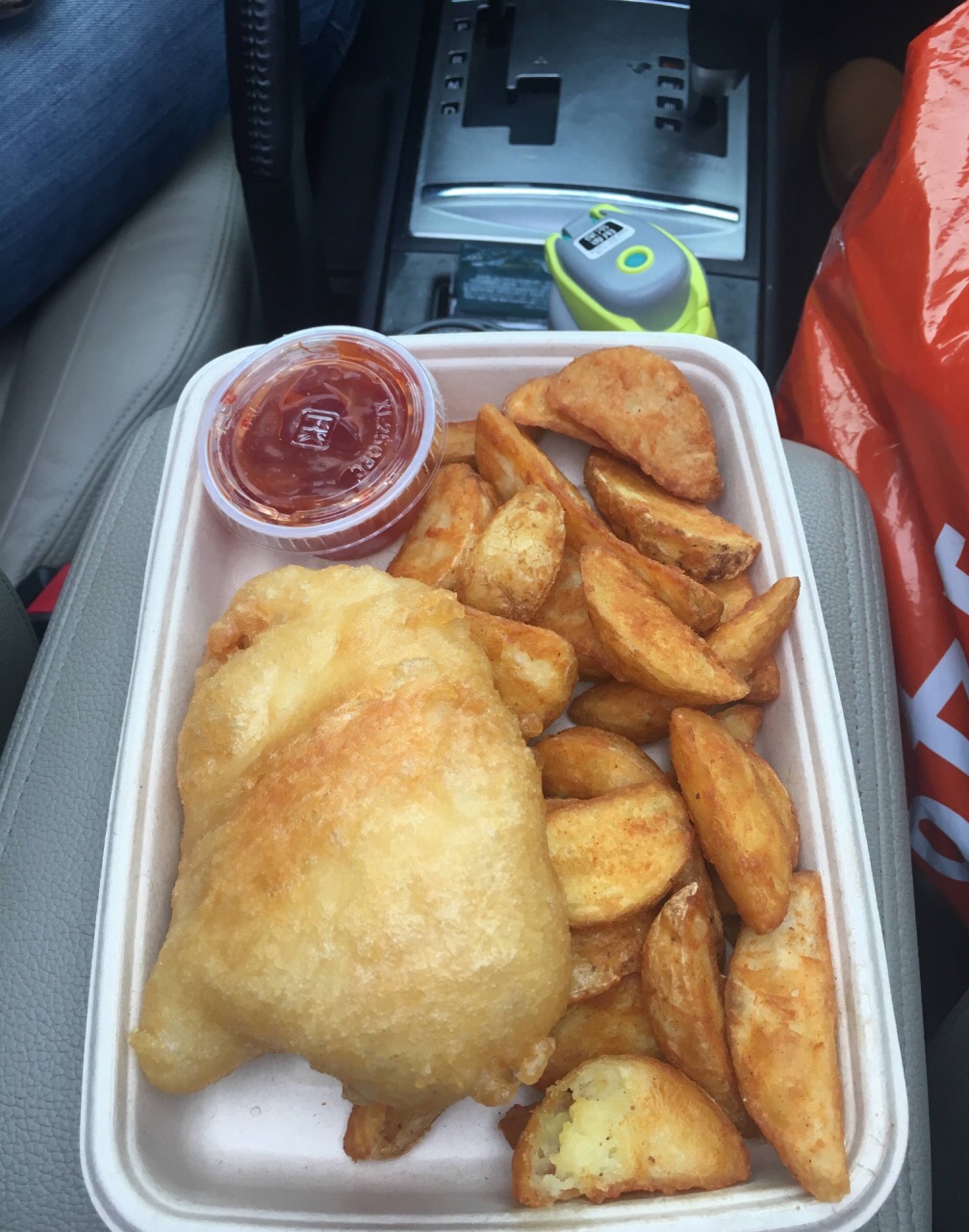 2023Fish and Chips Vagninn美食餐厅,瀑布下来路边看到这个家小吃...【去哪儿攻略】