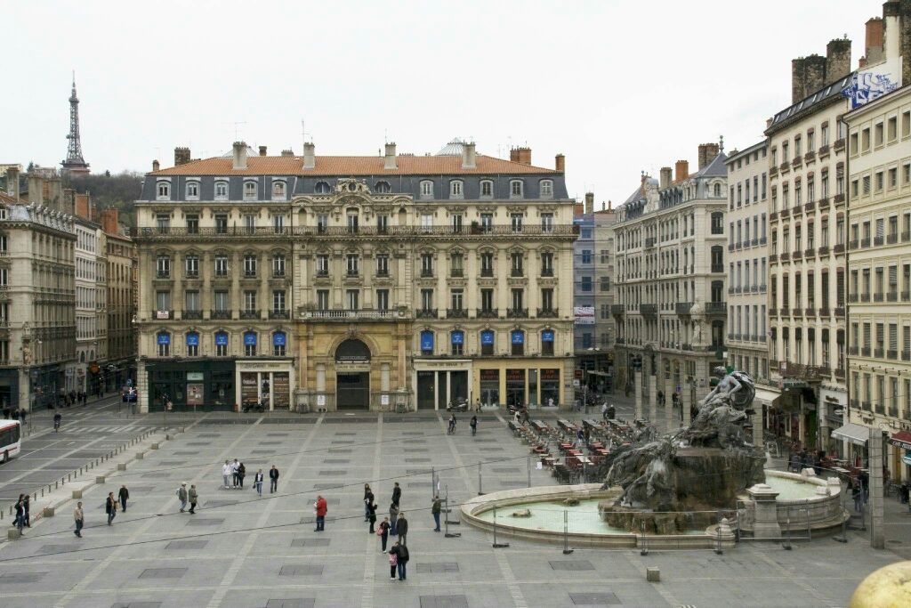 沃土广场place des terreaux