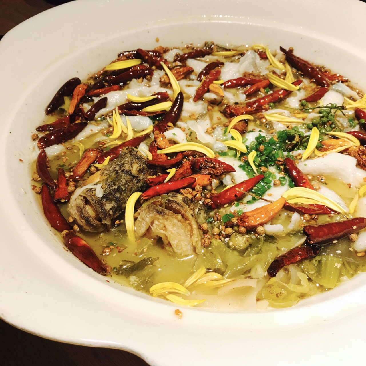 【携程美食林】广州太二酸菜鱼(珠影·星光城店)餐馆,九毛九旗下的