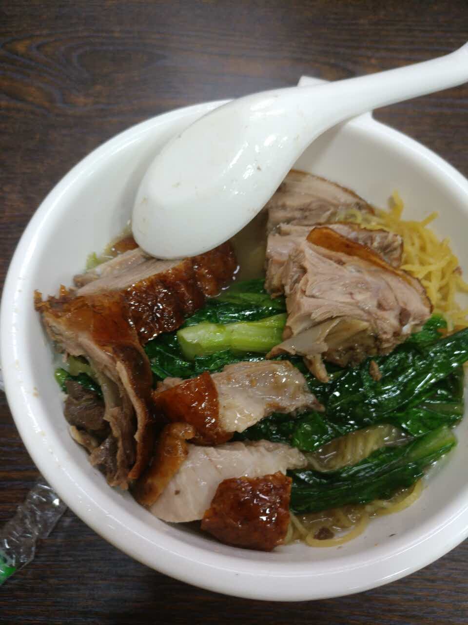 2021佳记厚街烧鹅濑粉(广州总店)美食餐厅,点的面,汤头很香.面也不错.
