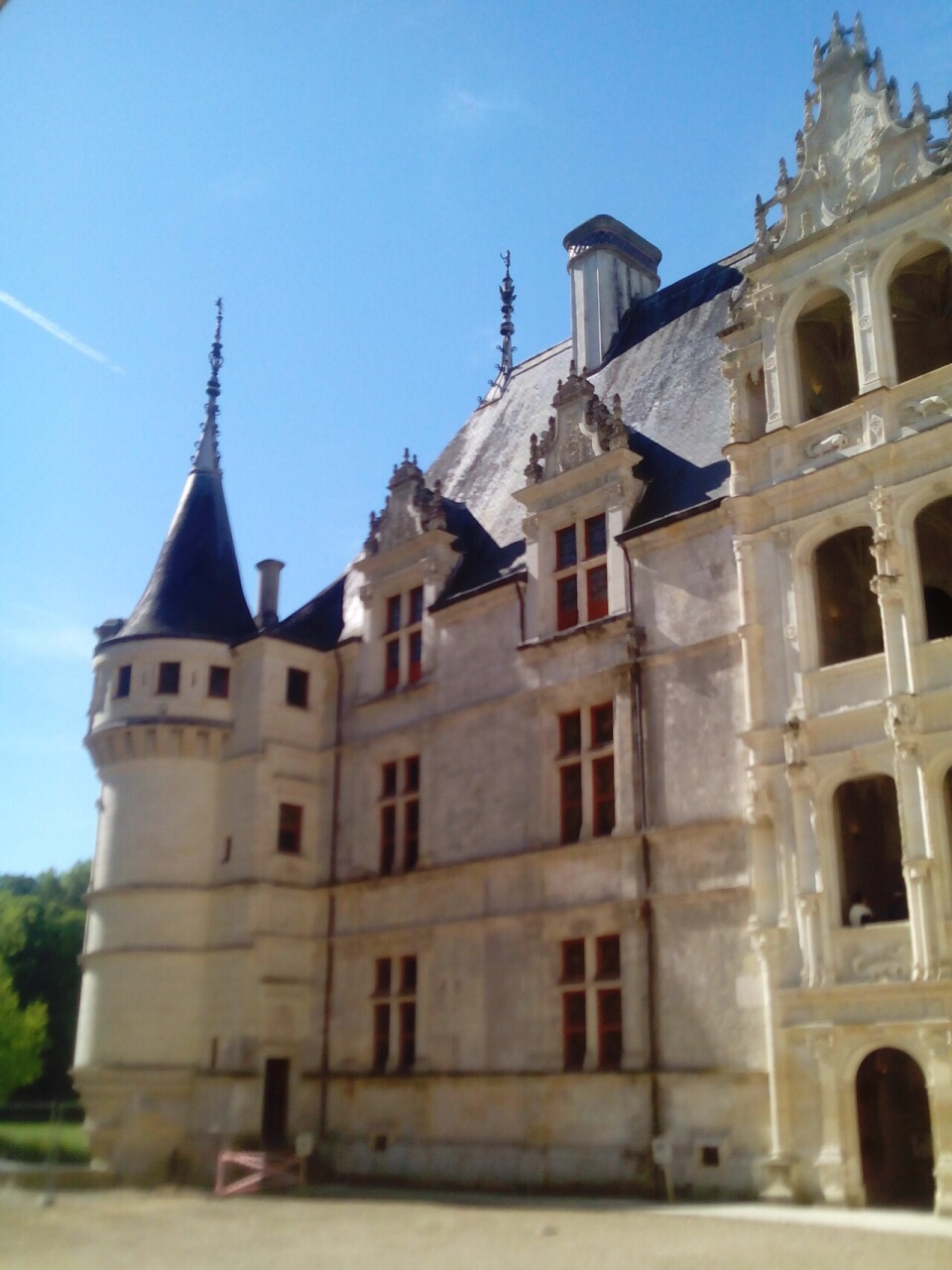 阿宰勒里多城堡