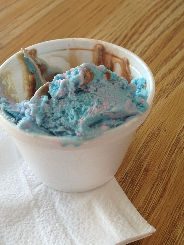 cotton candy ice cream! great on a hot summer .