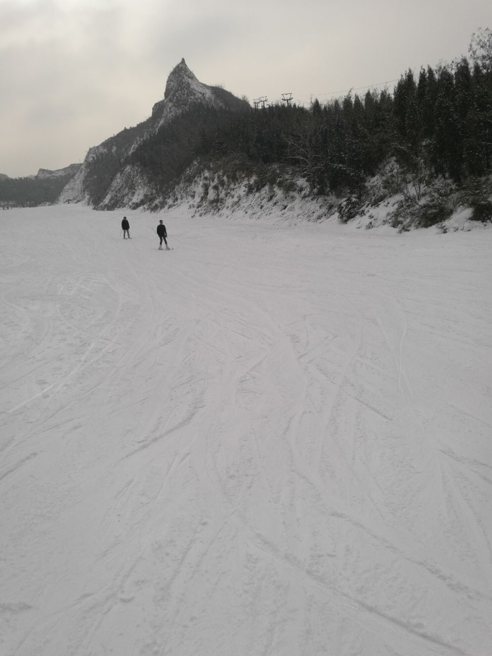 山西梅苑南山滑雪场图片