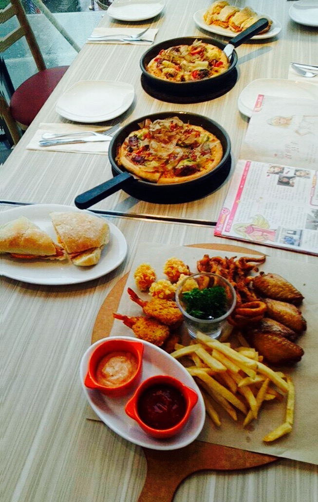 必胜客(中央商场店)