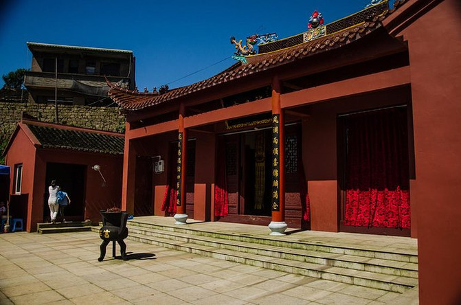 100p0o000000f8aof36AA_R_671_10000_Q90.jpg?proc=autoorient