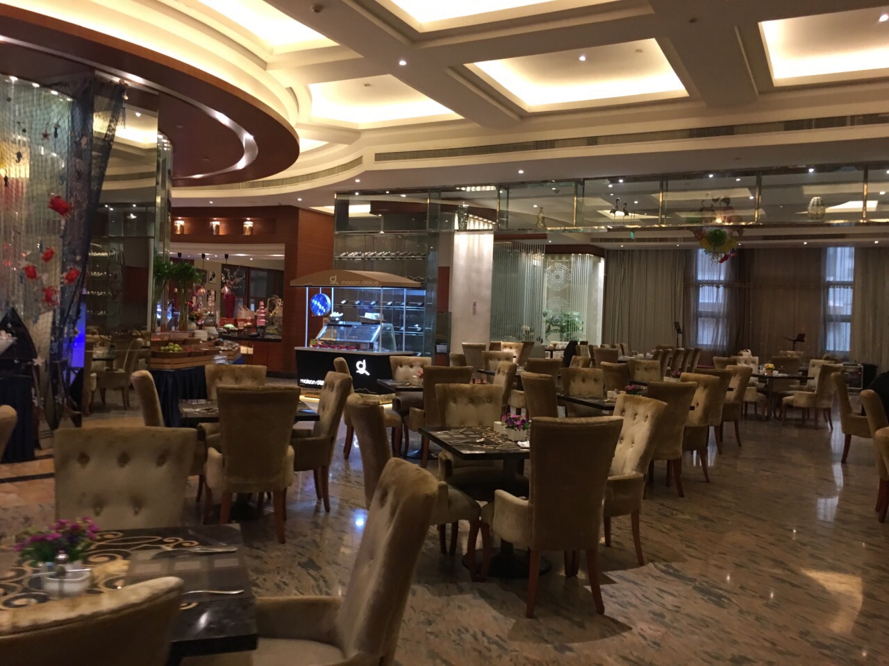 东莞石碣富盈雅高美爵酒店(西餐部)