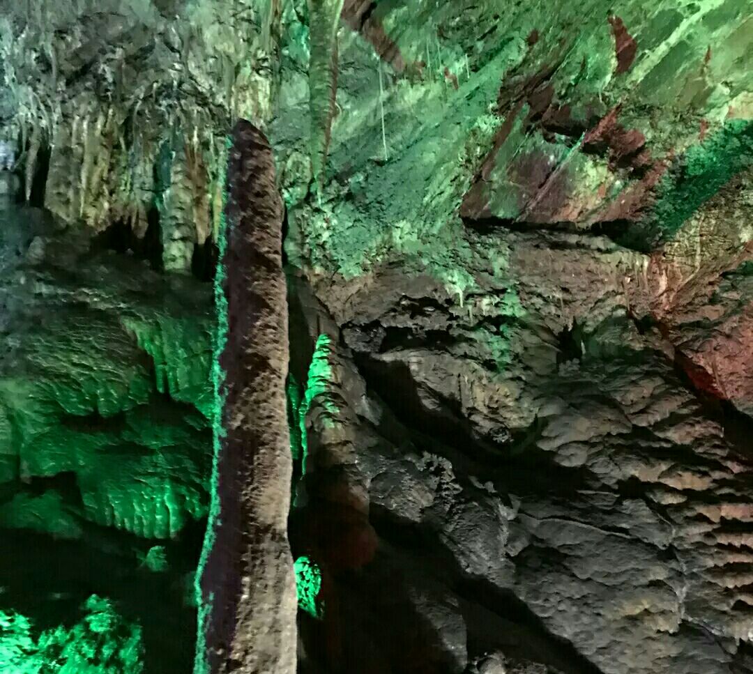 大蓝洞丨伯利兹Great Blue Hole是目前已发现的全世界最大的水下洞穴|伯利兹|蓝洞|洞穴_新浪新闻