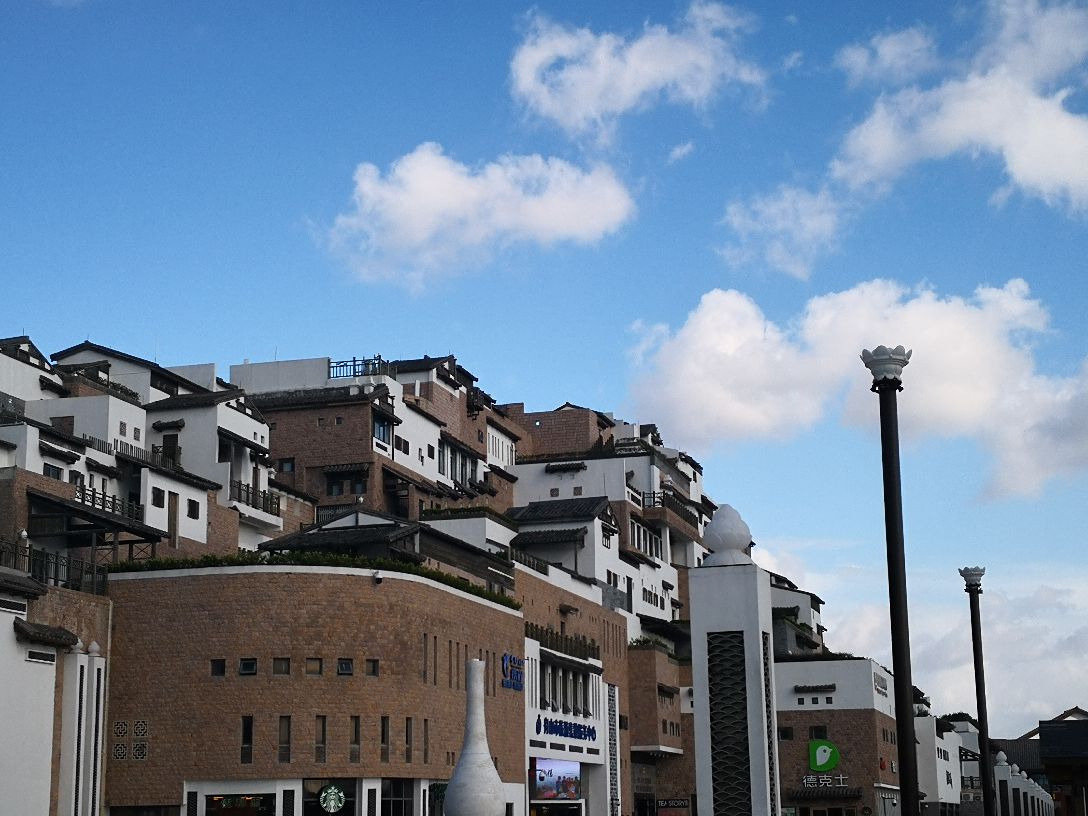 慈航旅游购物广场