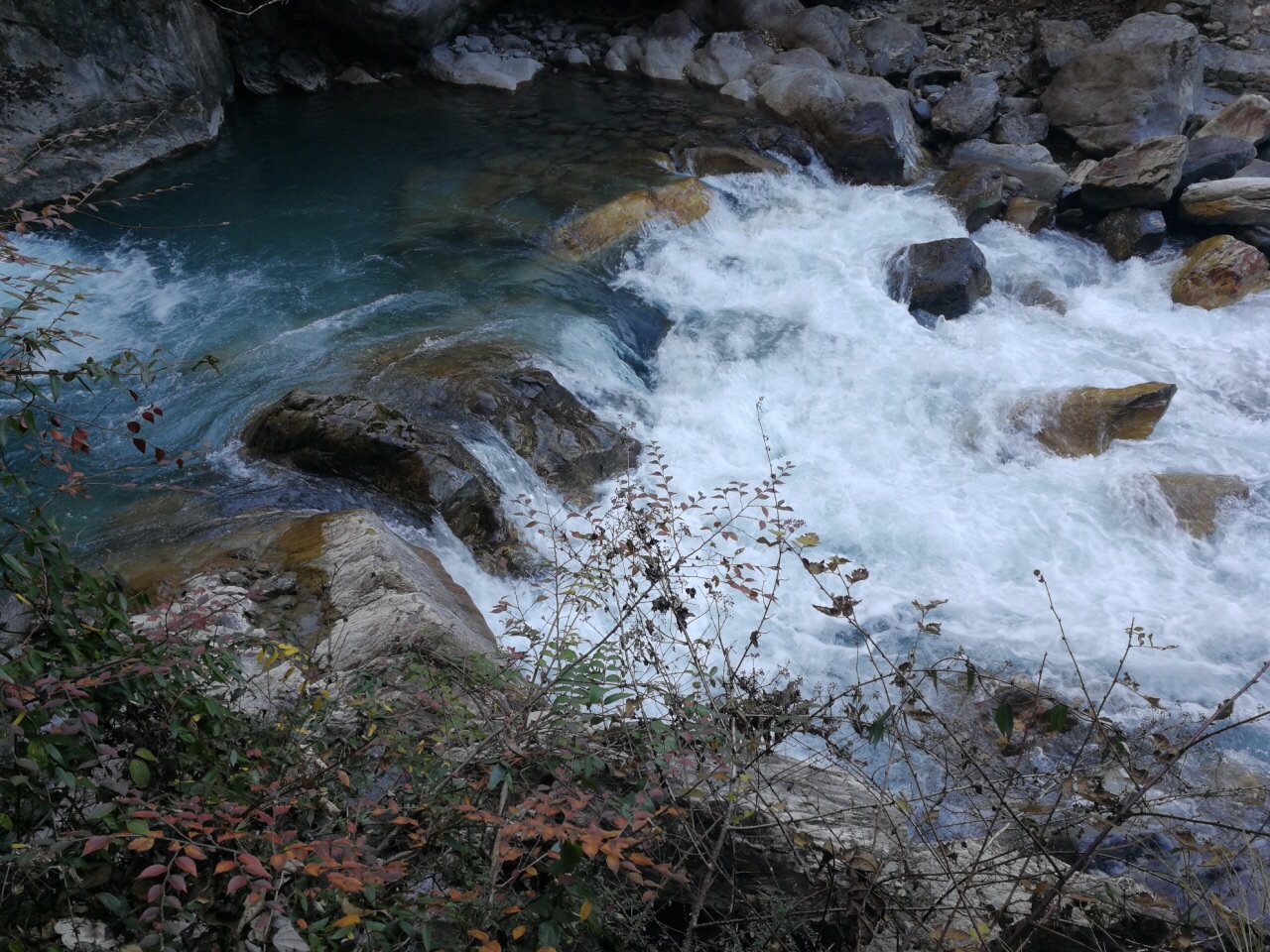 【攜程攻略】天全二郎山喇叭河風景區景點,雖然錯過了紅葉,冰雪季已未