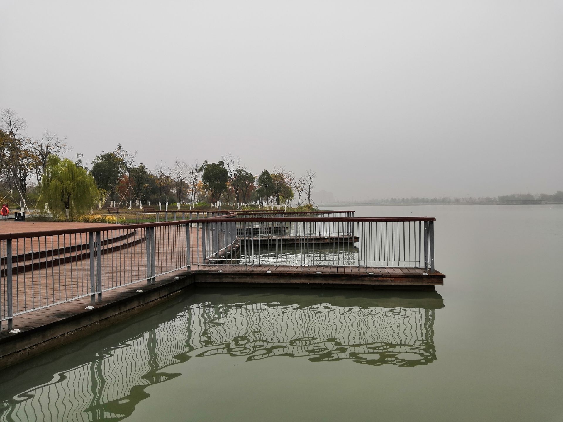 海宁鹃湖公园图片