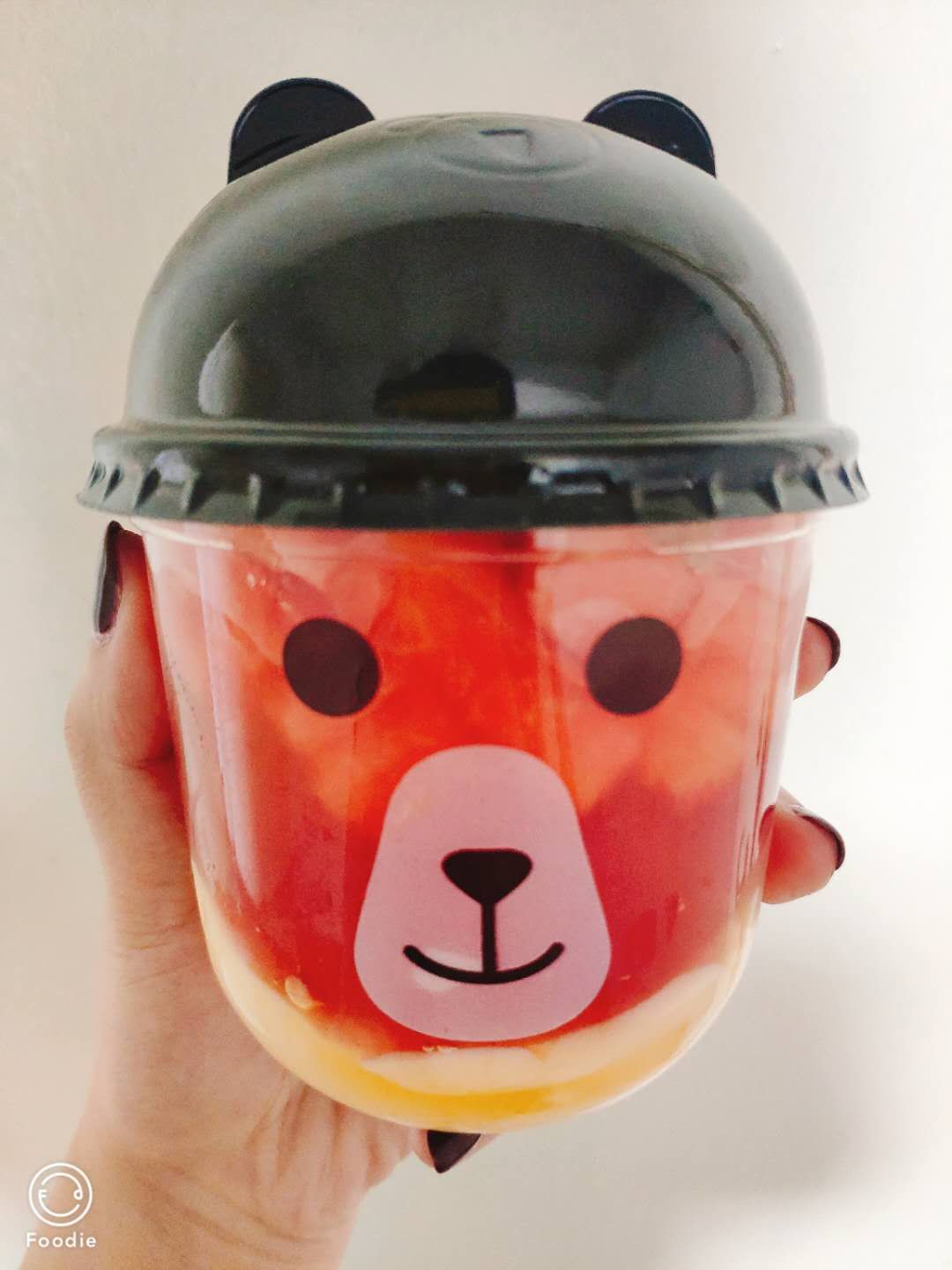 麦克风出的网红小熊奶茶叫靓仔嘿嘿,又软萌又好喝又经济实惠的奶茶出