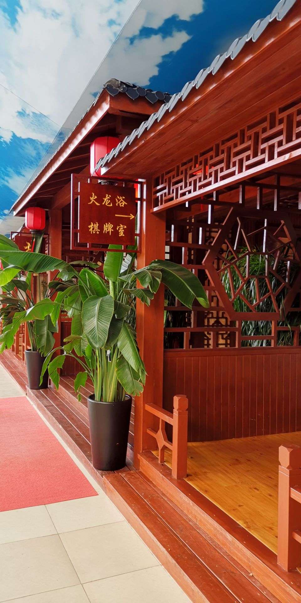 水云涧温泉度假酒店挺好的,挺温馨的,服务人员态度好,里面干净,温泉