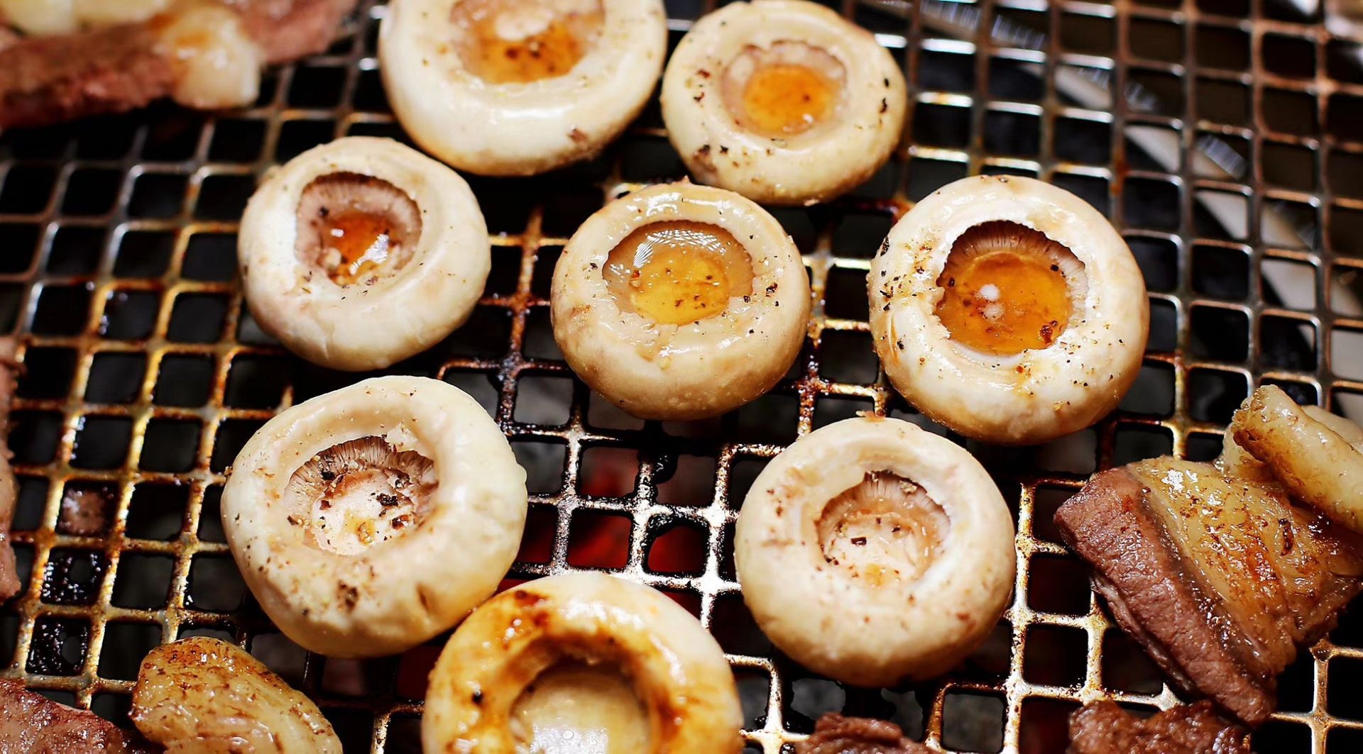 焰域韩式炭火烤肉