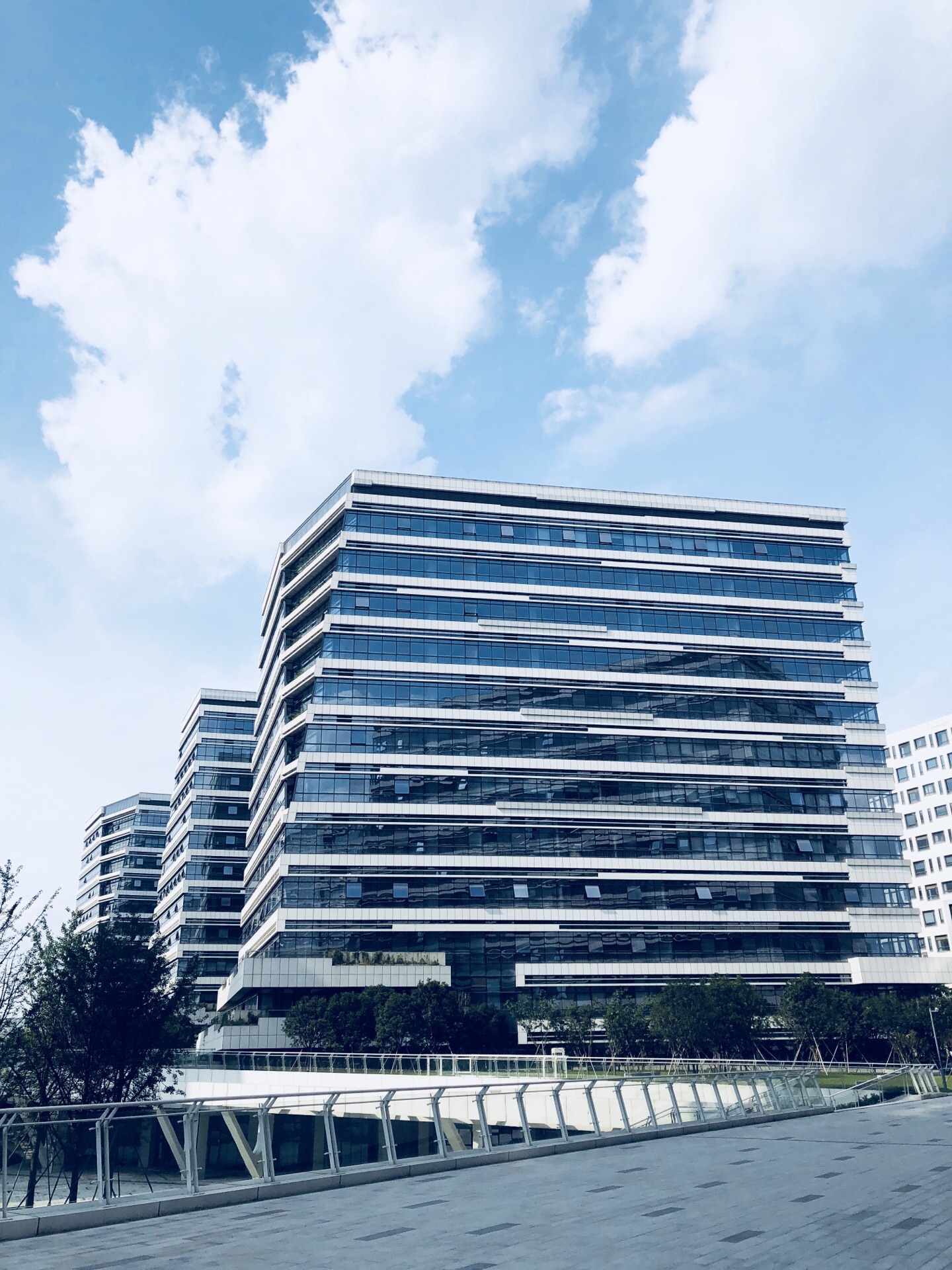 【携程攻略】杭州绿谷购物购物,美国有硅谷,中国有光谷,杭州有绿谷.