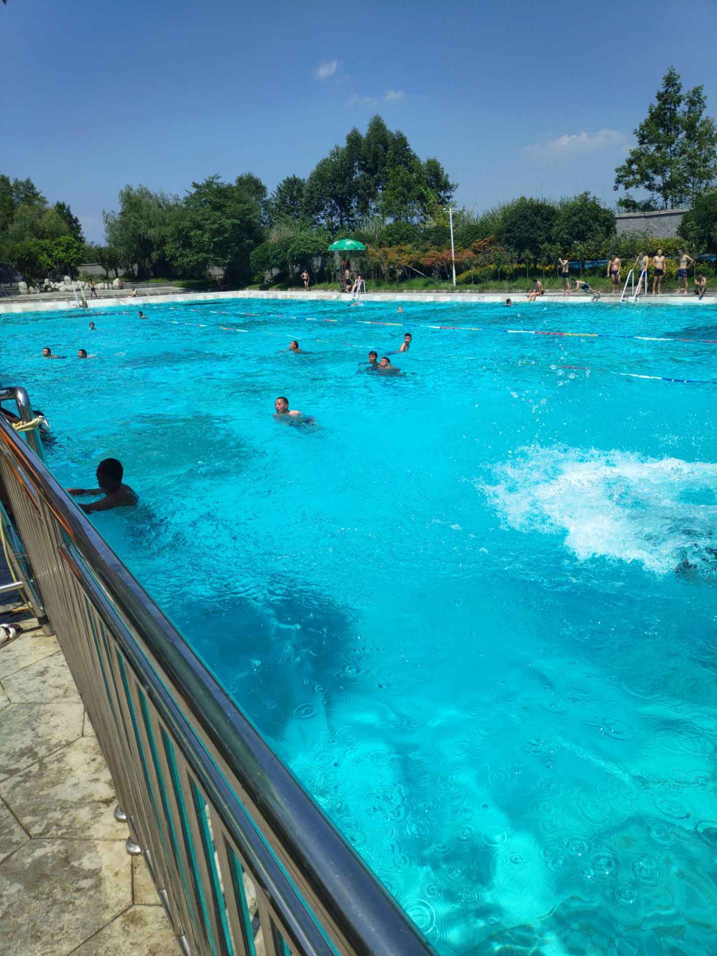 彭州海豚湾水上乐园好玩吗,彭州海豚湾水上乐园景点怎么样_点评_评价