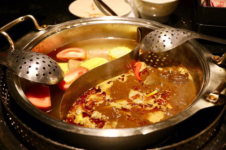 马辣顶级麻辣鸳鸯火锅(复兴店)