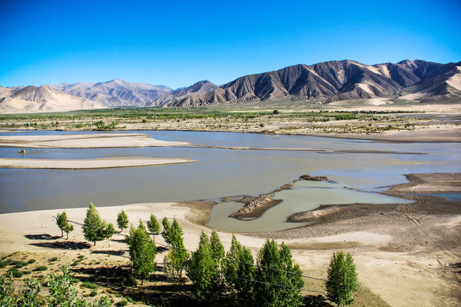 100q050000000ci6mDCAC_R_671_10000_Q90.jpg?proc=autoorient