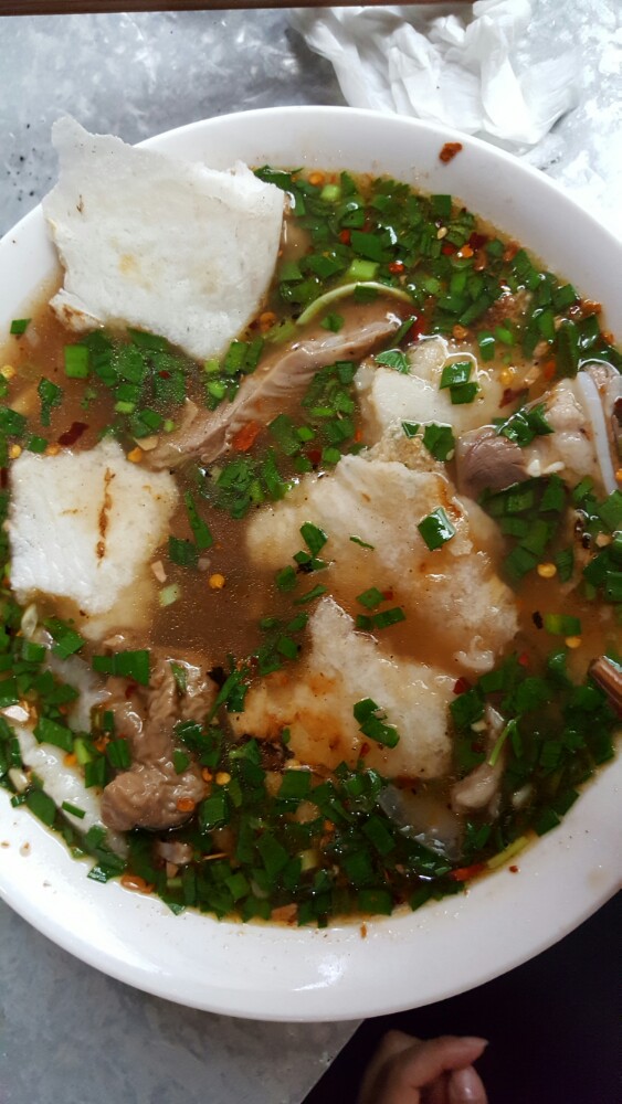 腾冲梁二土烧腊好吃吗,梁二土烧腊味道怎么样,环境/服务好不好_点评