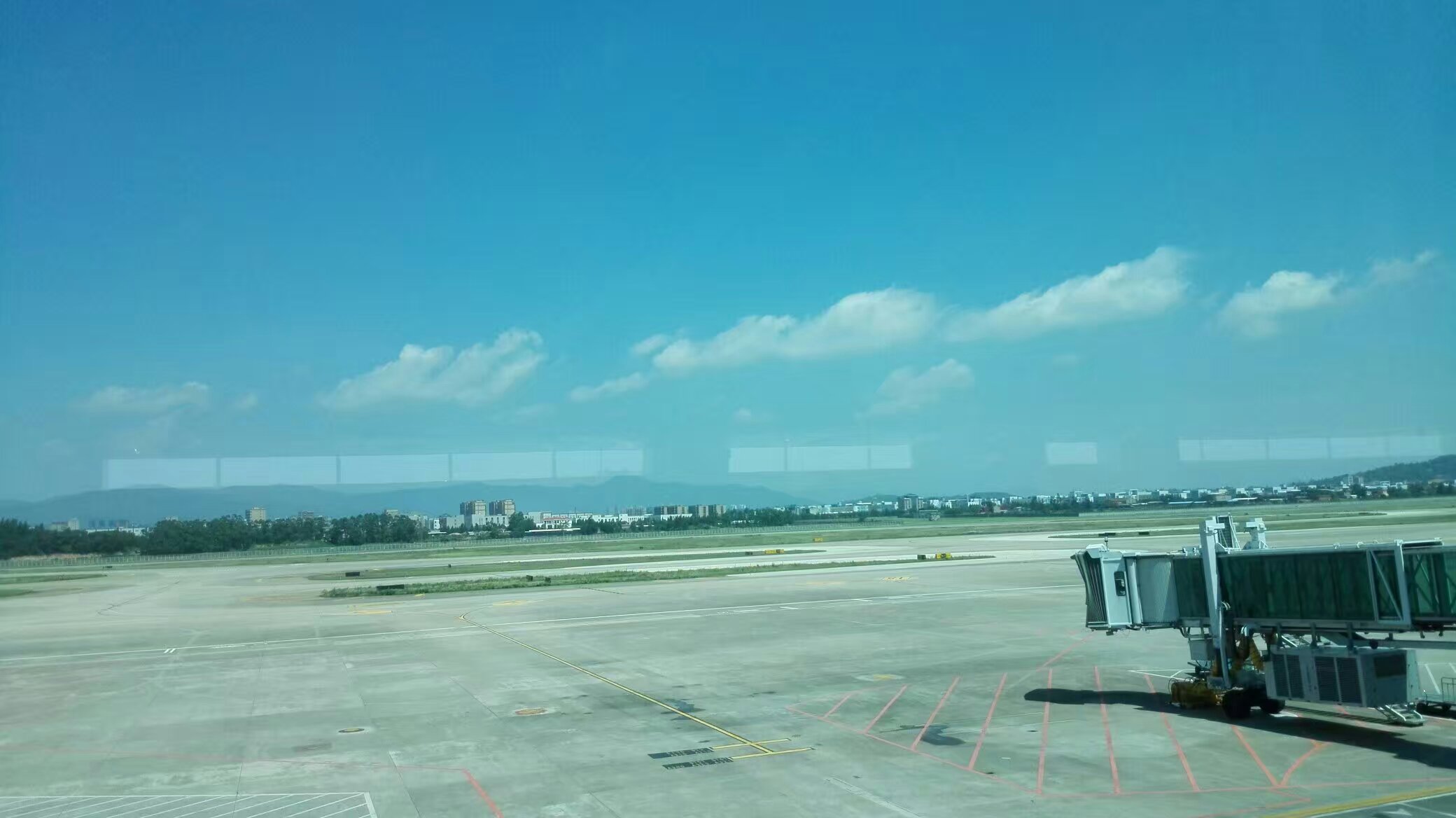 【携程攻略】长乐国际机场，福州长乐国际机场，简称福州机场，位于福州市东南方向长乐漳港海滨，…