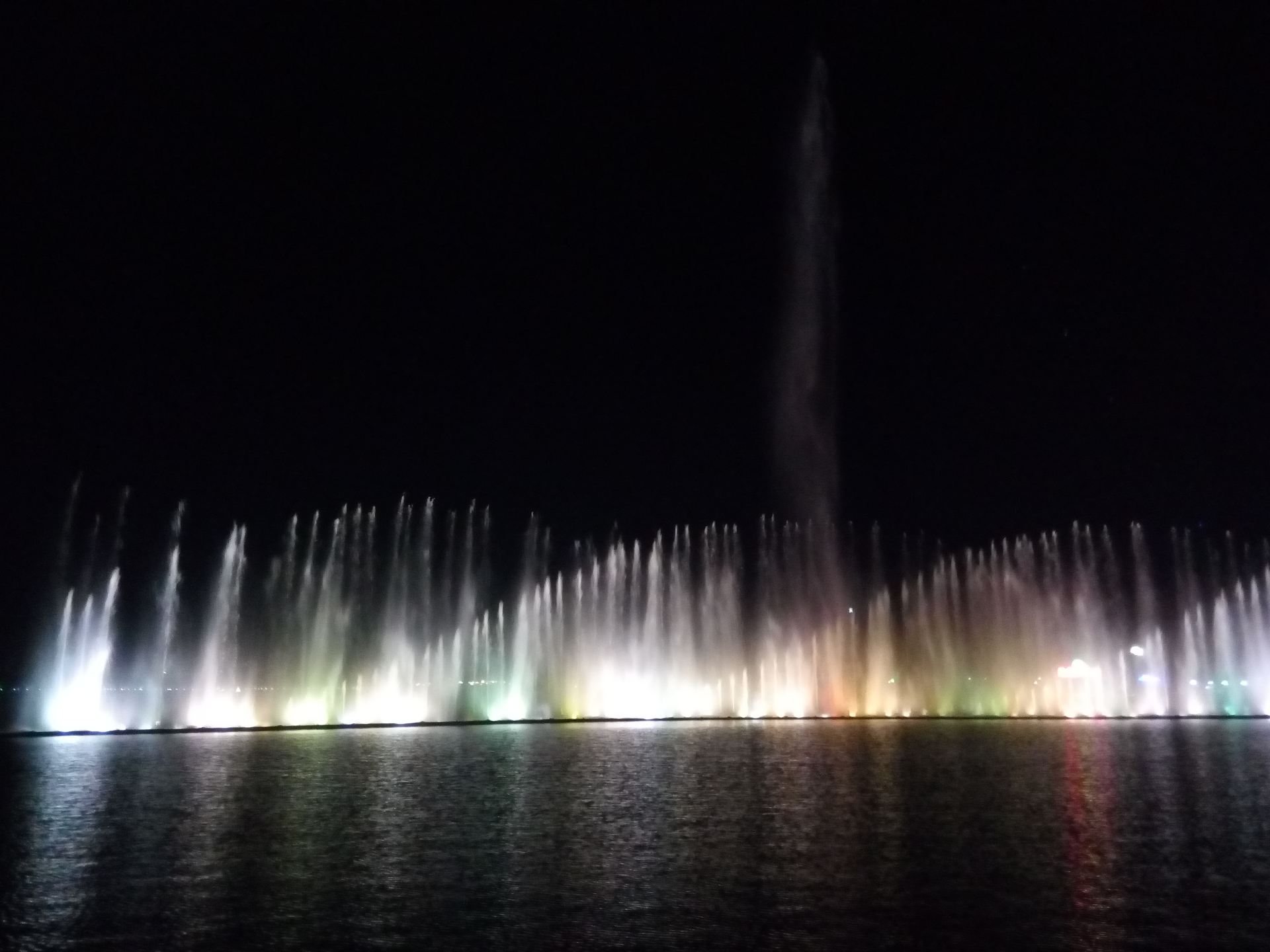 七星岩牌坊广场音乐喷泉