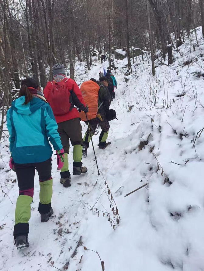 华体会- 华体会体育- 华体会体育官网新疆是个好地方 醉美最近是昌吉天山天池国际滑雪场开板 雪季狂欢正式启航