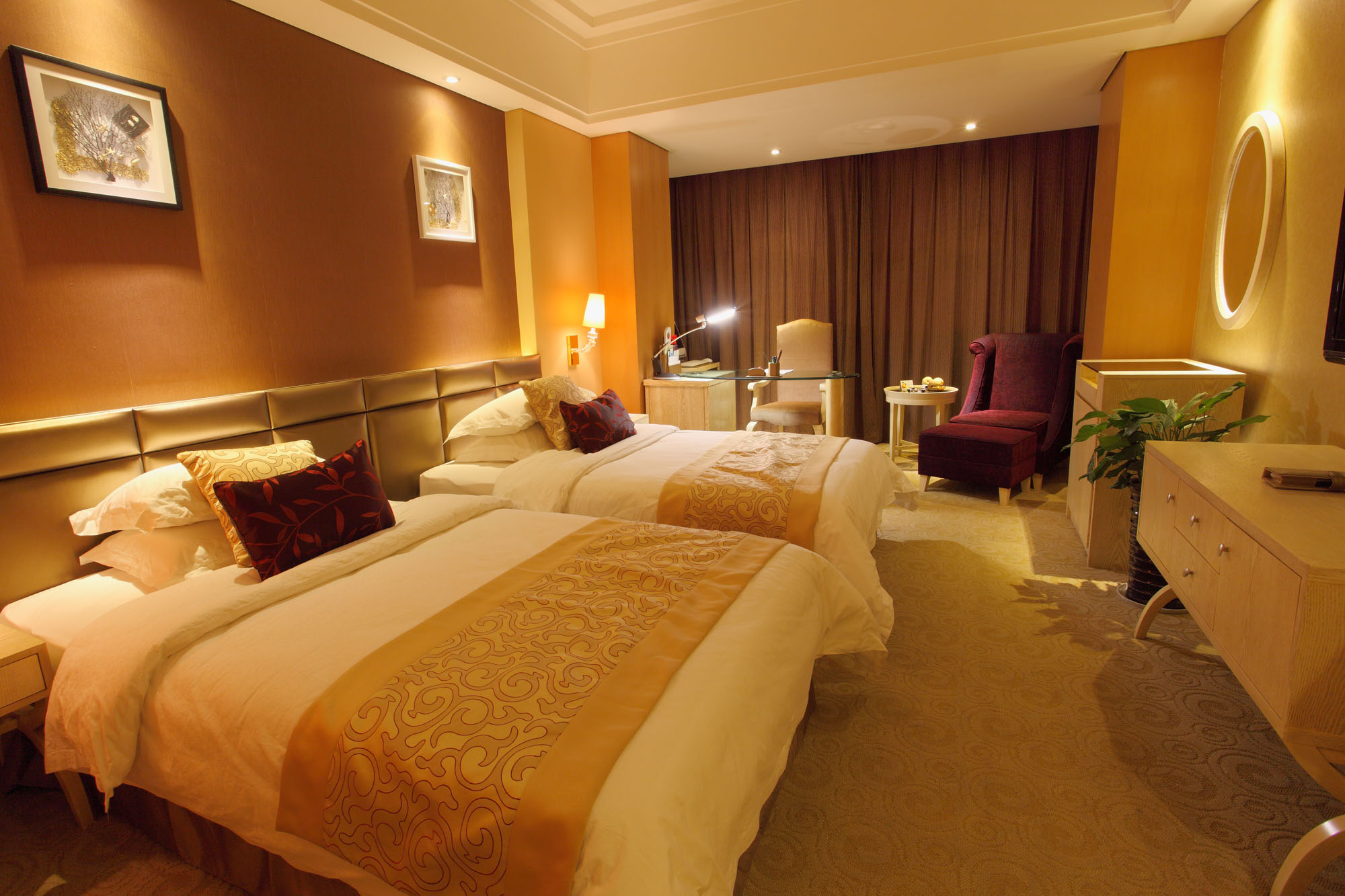 河南新乡国际饭店(4星酒店) 可自选加购宝泉/八里沟/万仙山门票