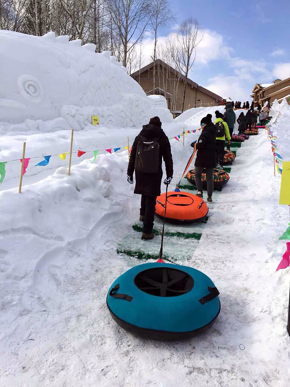 佛库伦雪圈公园图片