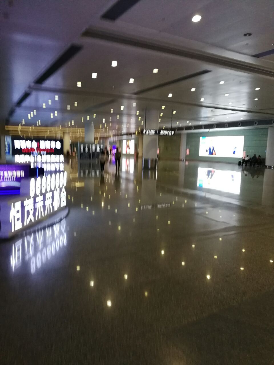 昌北机场夜间图片