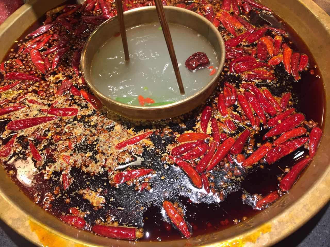 重庆百宗杀牛场火锅(科华北路店)