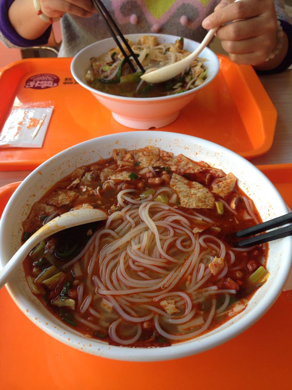 好吃,很贵,是南宁最好吃的螺丝粉了!