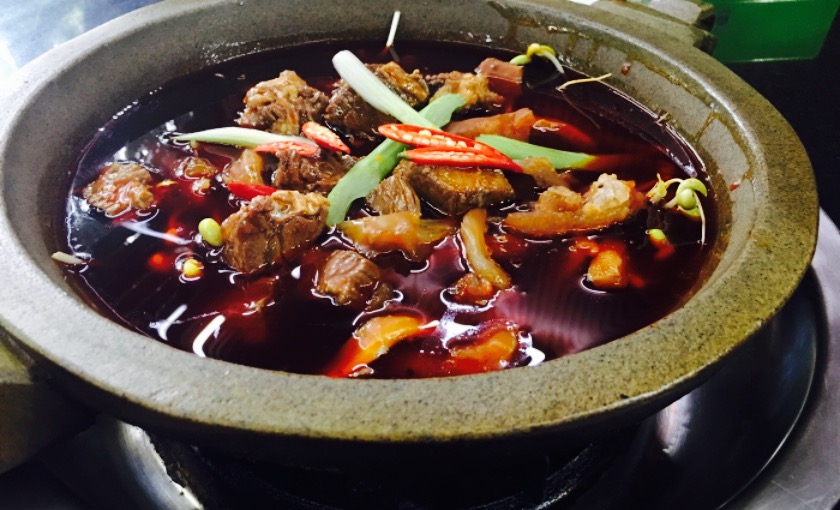 典匠世家耙牛肉(月亮田店)