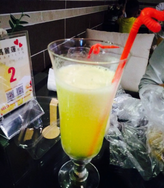 玛丽莲 小吃 直线距离156m