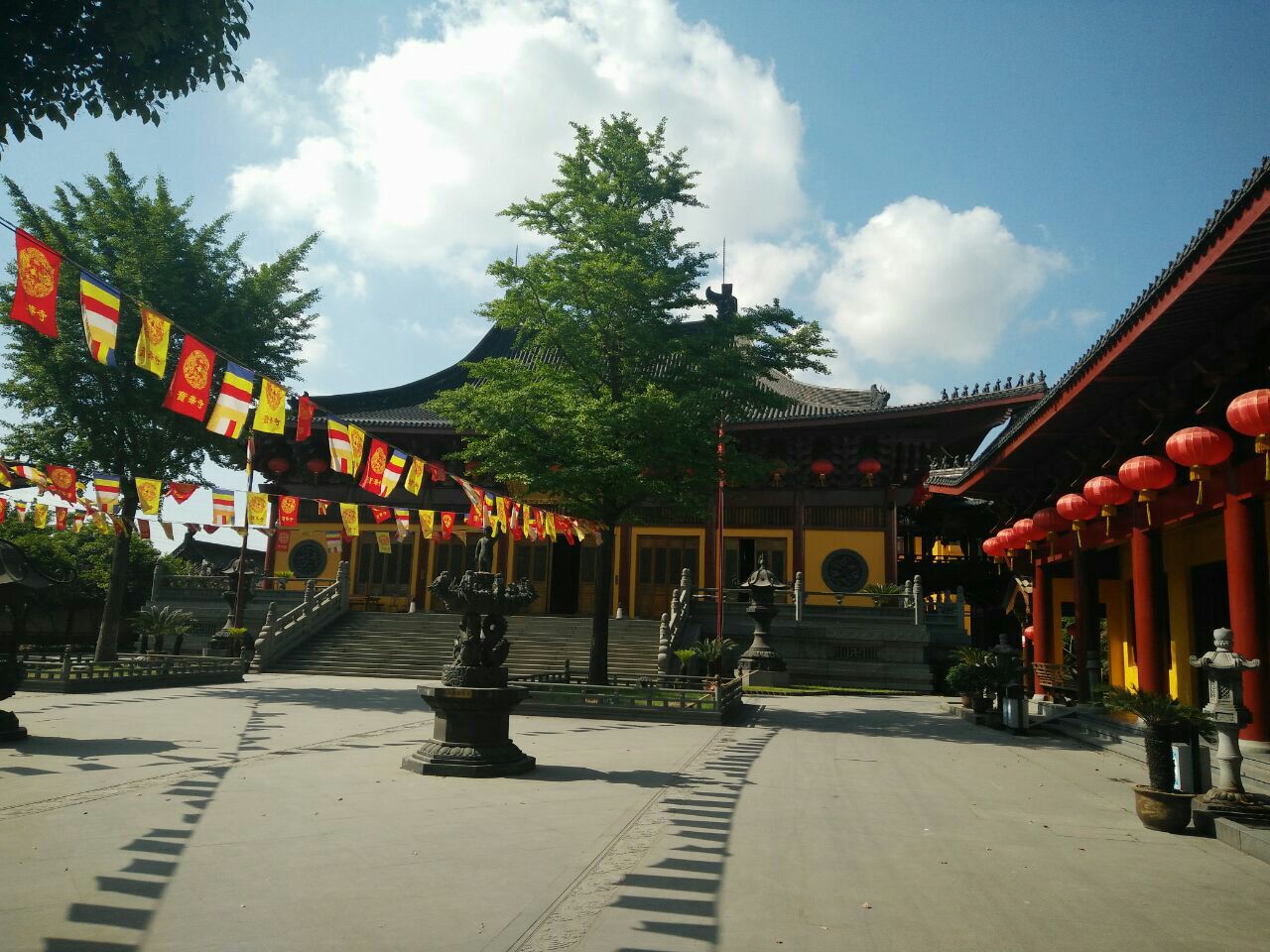 镇江宝华寺图片