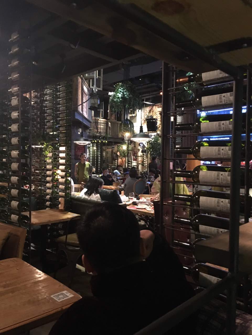 【携程美食林】温州胡桃里音乐酒馆(米房店)餐馆,环境不错,气氛适合