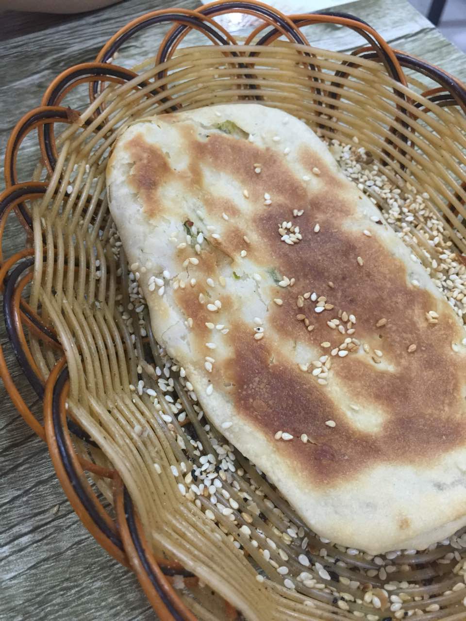 【携程美食林】无锡淮南牛肉汤餐馆,烧饼一如既往的硬,牙不好的人别买