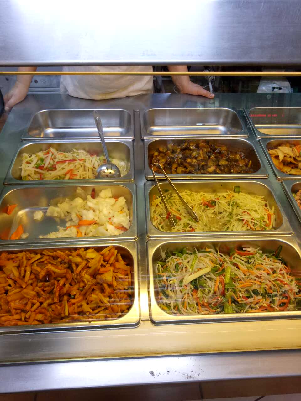 2021清真一点利快餐(车站西街店)美食餐厅,环境不错,很干净 【去哪儿